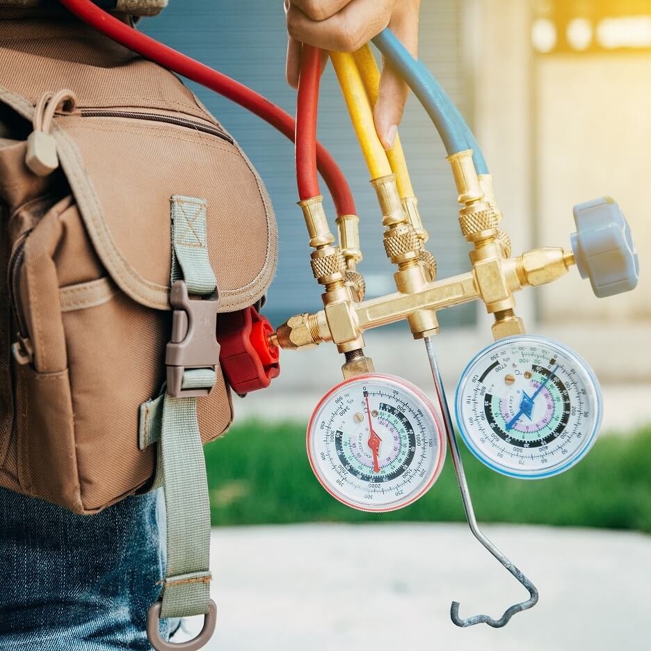 schroyer hvac technician going to test a client heating and colling system in bay county